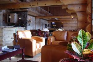 Québec, Charlevoix, Auberge de bois rond - Pourvoirie du lac Moreau, Auberge du Ravage