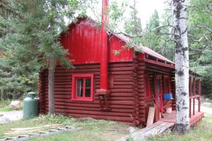 Pourvoirie du lac Moreau, Auberge du Ravage